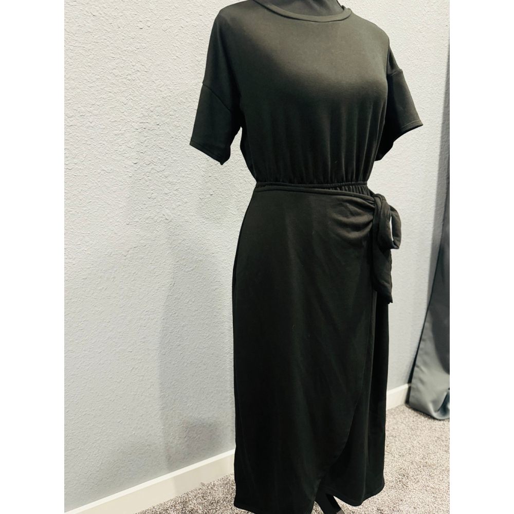 FSL Apparel Black Wrap Midi Dress - Elegant and Comfortable Size S - Picture 3 of 8